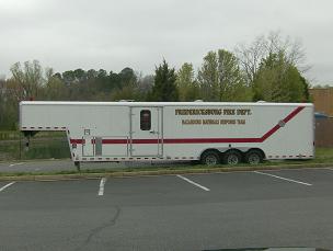 gooseneck trailer transport